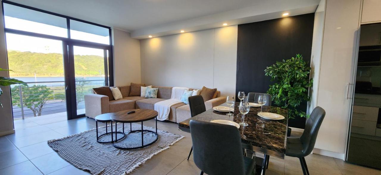 Apartment Front - Charming 2 Sleeper In Point Waterfront *